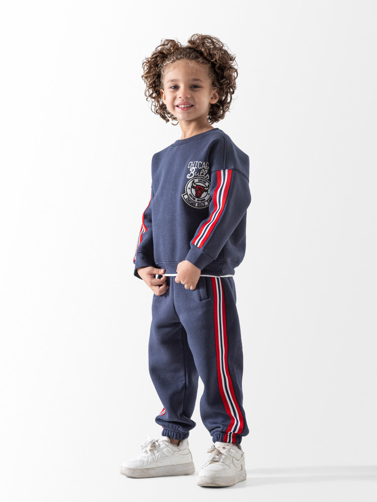 Chicago Bulls Kids Sweatshirt & Jogger Set