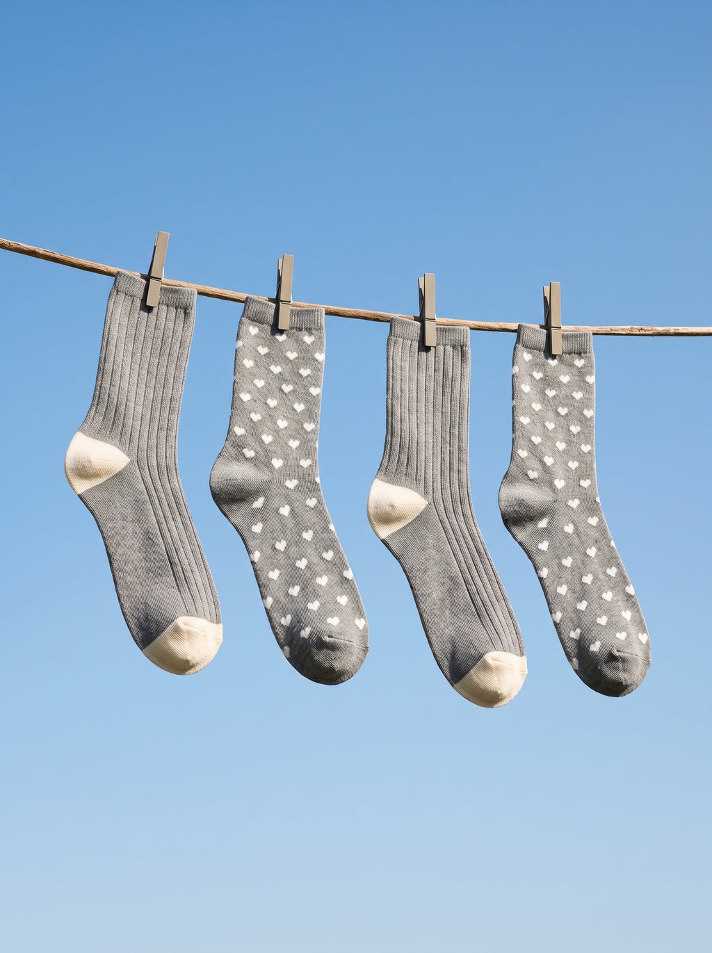 2-PACK of Girls Mid-Calf heart plain Cotton Socks - Grey