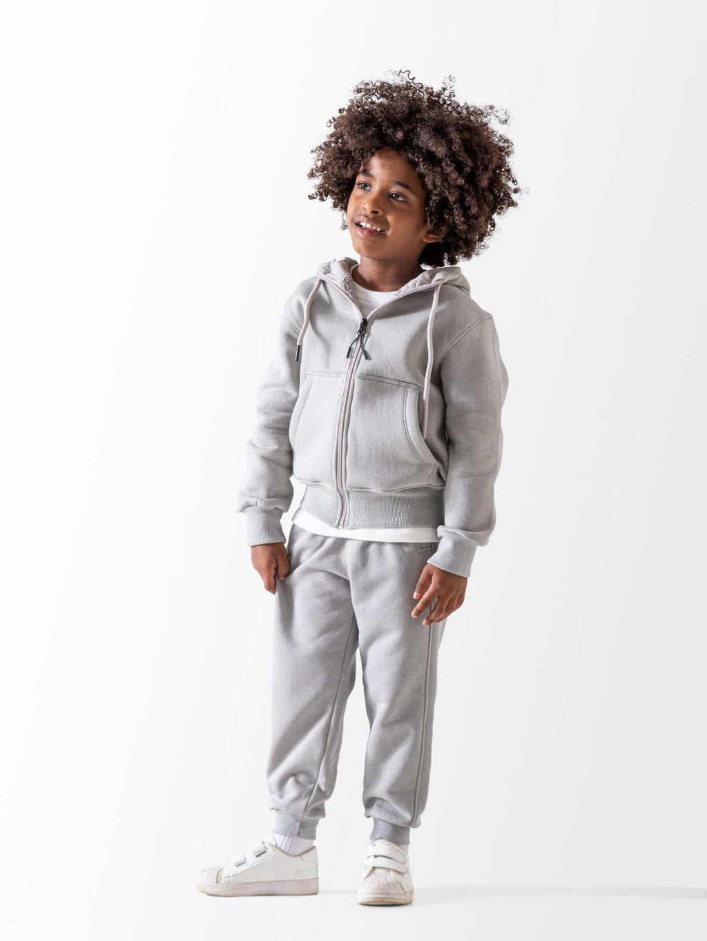 Basic Sweatshirt zip-up with Fur-Lined Hoodie
