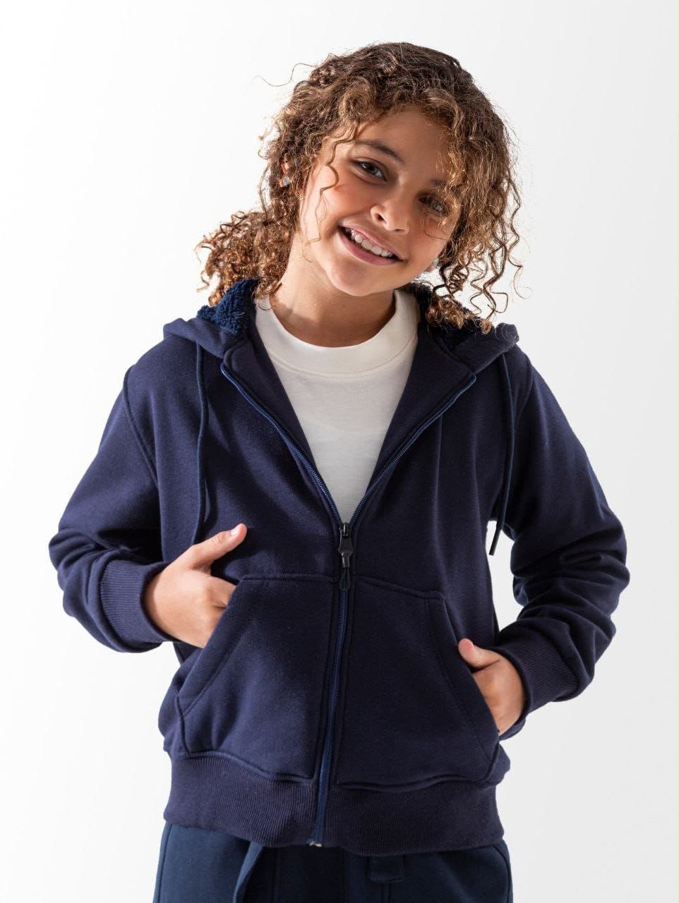 Basic Sweatshirt zip-up with Fur-Lined Hoodie